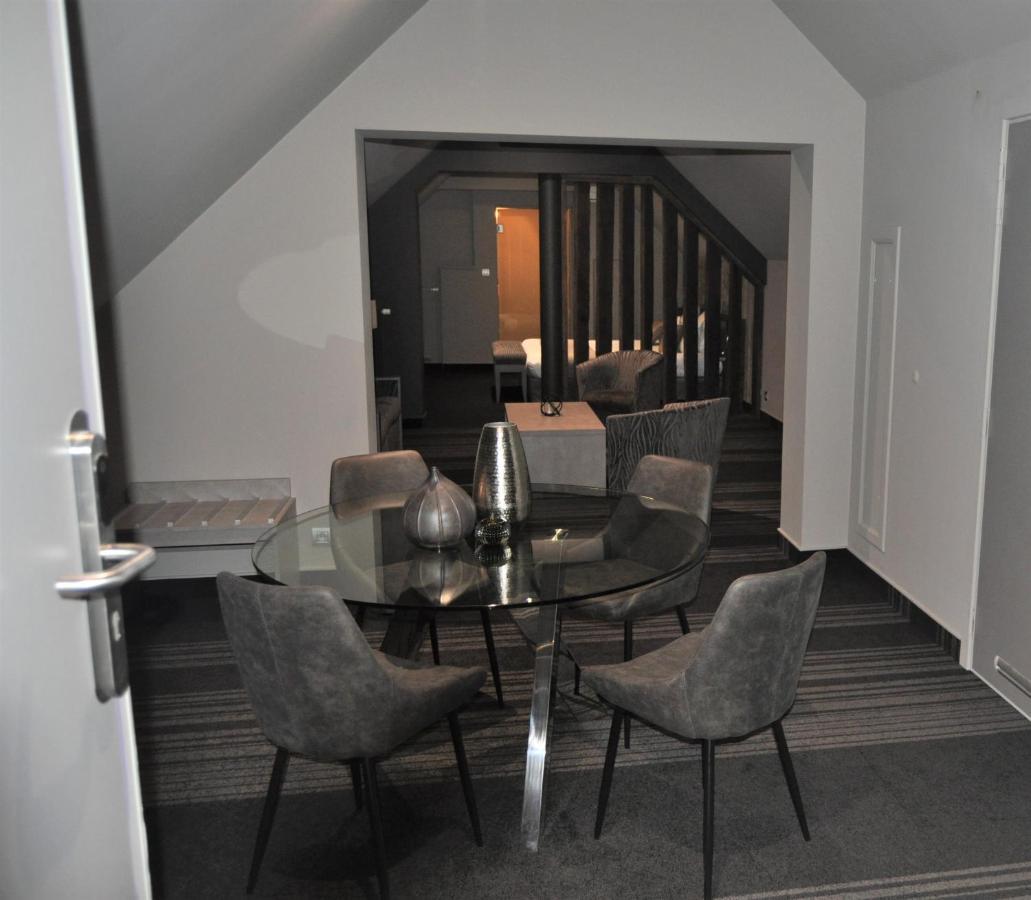 Hotel Saint Daniel Peruwelz ภายนอก รูปภาพ